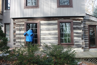 This totally charming chinked log home is not in Muskoka or Gravenhurst but I do go outside of my normal service area by appointment to inspect Log and Timberframe homes as they are a specialty of mine.