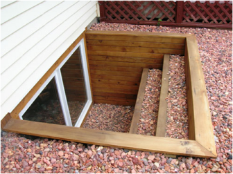 This egress window well is timber sided and like mant I find in my home cottage and commercial inspections in Bracebridge, Gravenhurst,Muskoka, and Orillia